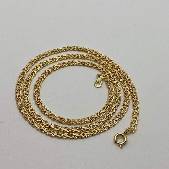 Necklace Gold Tone 19.5” Flat Decorative Chain - Picture 1 of 11